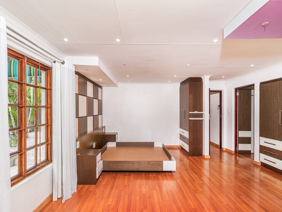  Bedroom Property for Sale in Auckland Park Gauteng