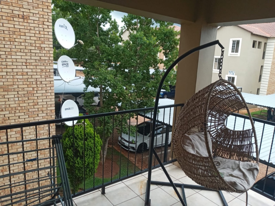 To Let 2 Bedroom Property for Rent in North Riding Gauteng