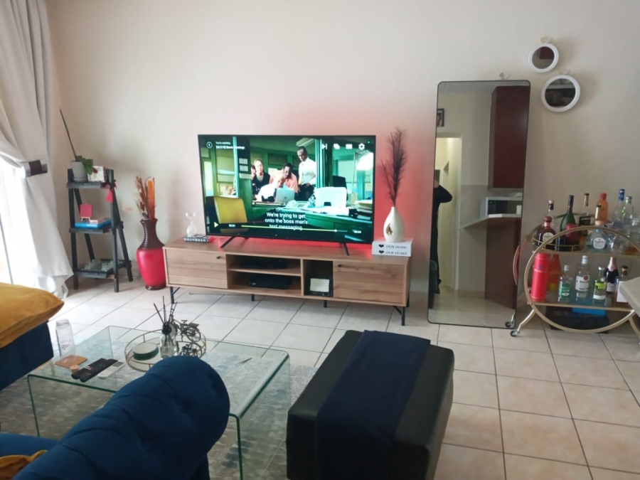 To Let 2 Bedroom Property for Rent in North Riding Gauteng