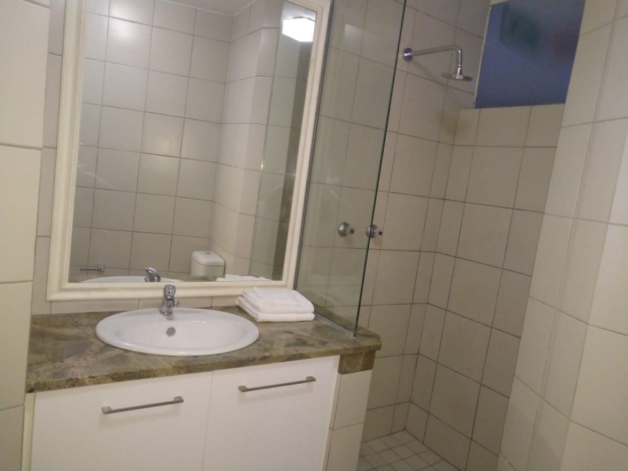 To Let 2 Bedroom Property for Rent in Sandhurst Gauteng