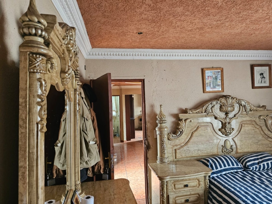 4 Bedroom Property for Sale in Spruit View Gauteng