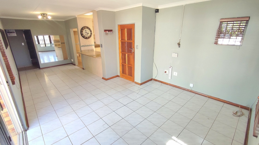 3 Bedroom Property for Sale in Eldoraigne Gauteng