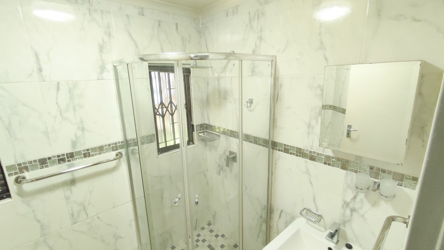 3 Bedroom Property for Sale in Eldoraigne Gauteng