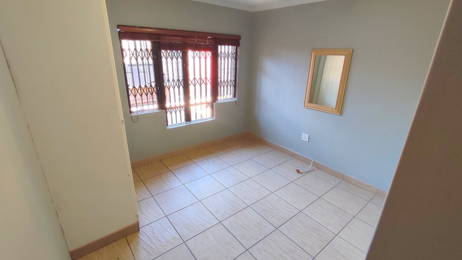 3 Bedroom Property for Sale in Eldoraigne Gauteng