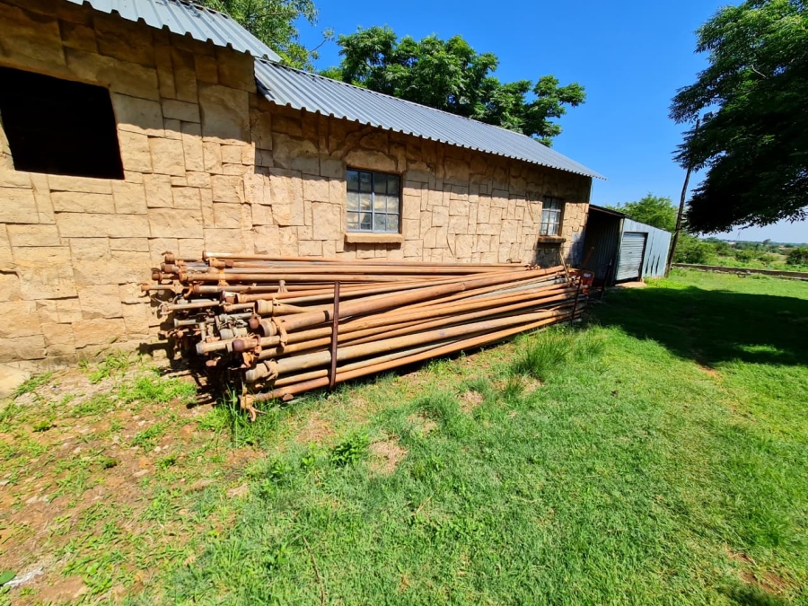 Commercial Property for Sale in Vasfontein AH Gauteng