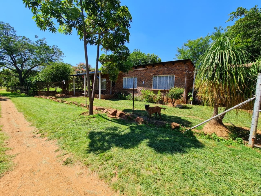 Commercial Property for Sale in Vasfontein AH Gauteng