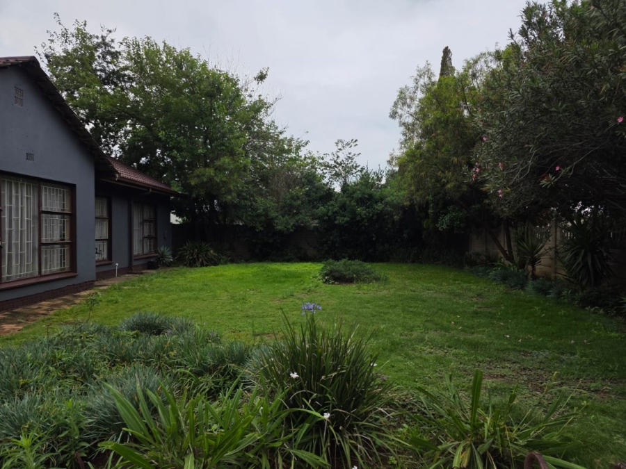 3 Bedroom Property for Sale in Vanderbijlpark SE 6 Gauteng