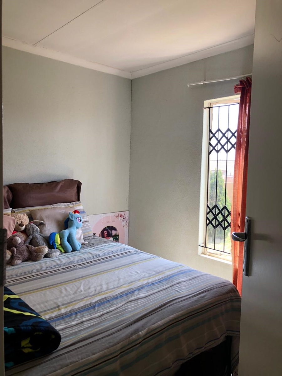 3 Bedroom Property for Sale in Rosslyn Gauteng