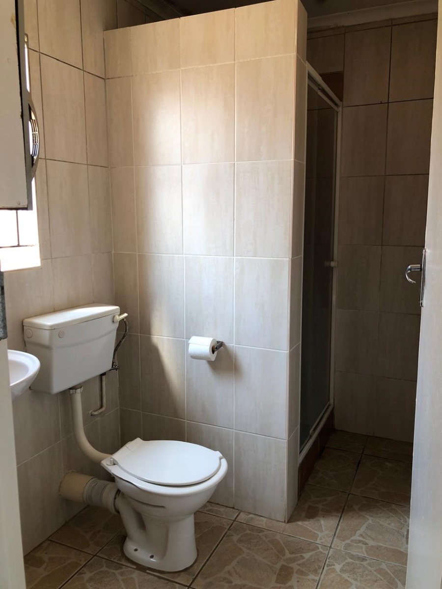 3 Bedroom Property for Sale in Rosslyn Gauteng