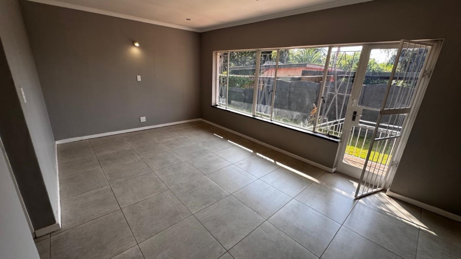To Let 3 Bedroom Property for Rent in Wierda Park Gauteng