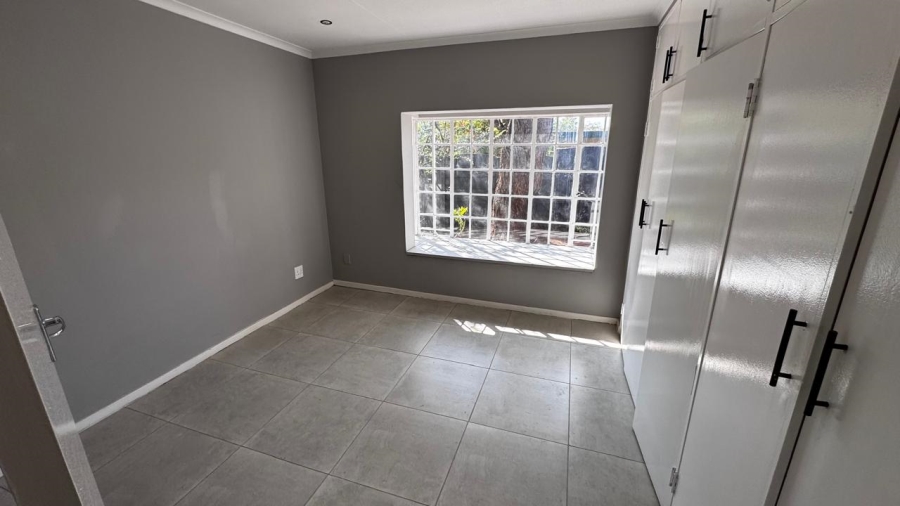 To Let 3 Bedroom Property for Rent in Wierda Park Gauteng