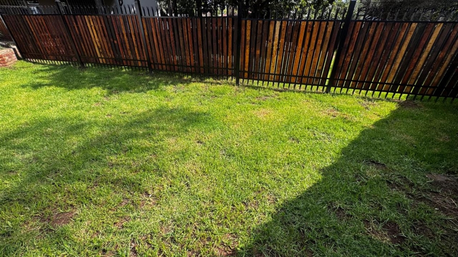 To Let 3 Bedroom Property for Rent in Wierda Park Gauteng