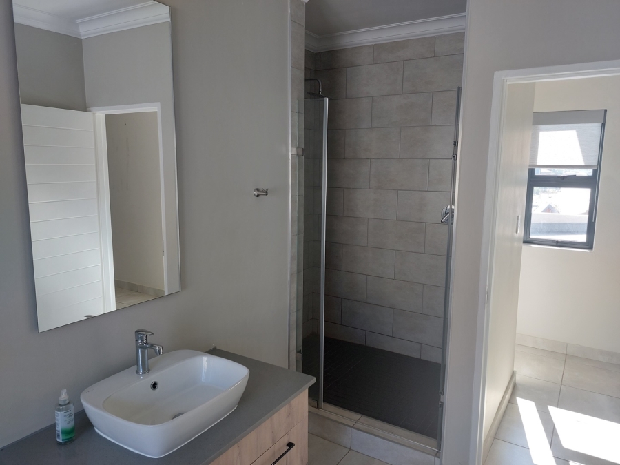 4 Bedroom Property for Sale in Six Fountains Residential Estate Gauteng