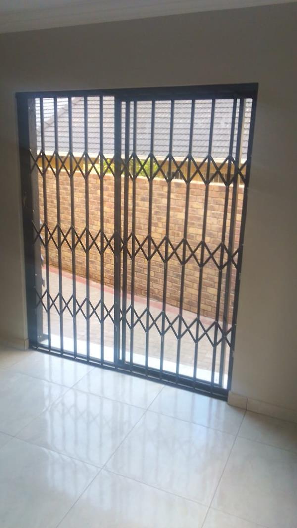 To Let 2 Bedroom Property for Rent in Bryanston East Gauteng