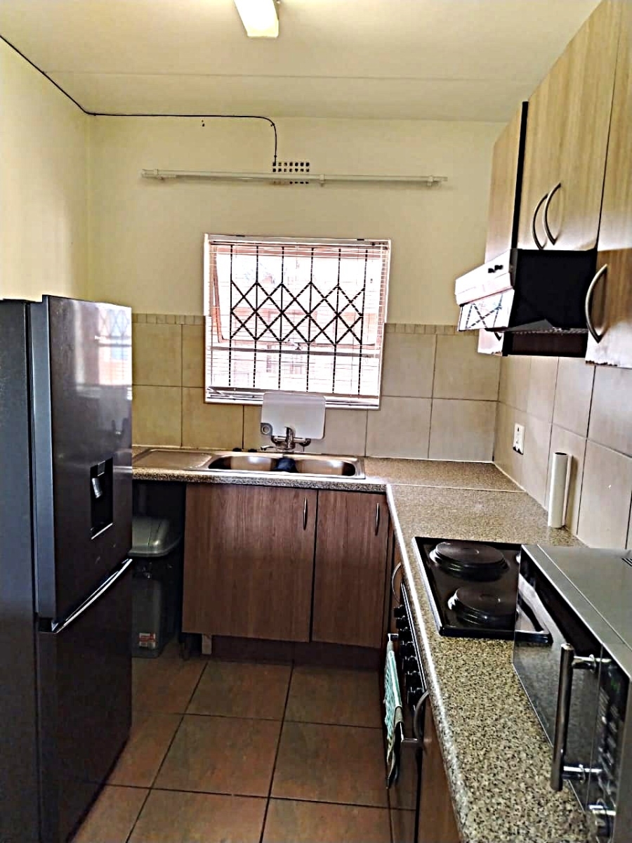 2 Bedroom Property for Sale in Florida Gauteng