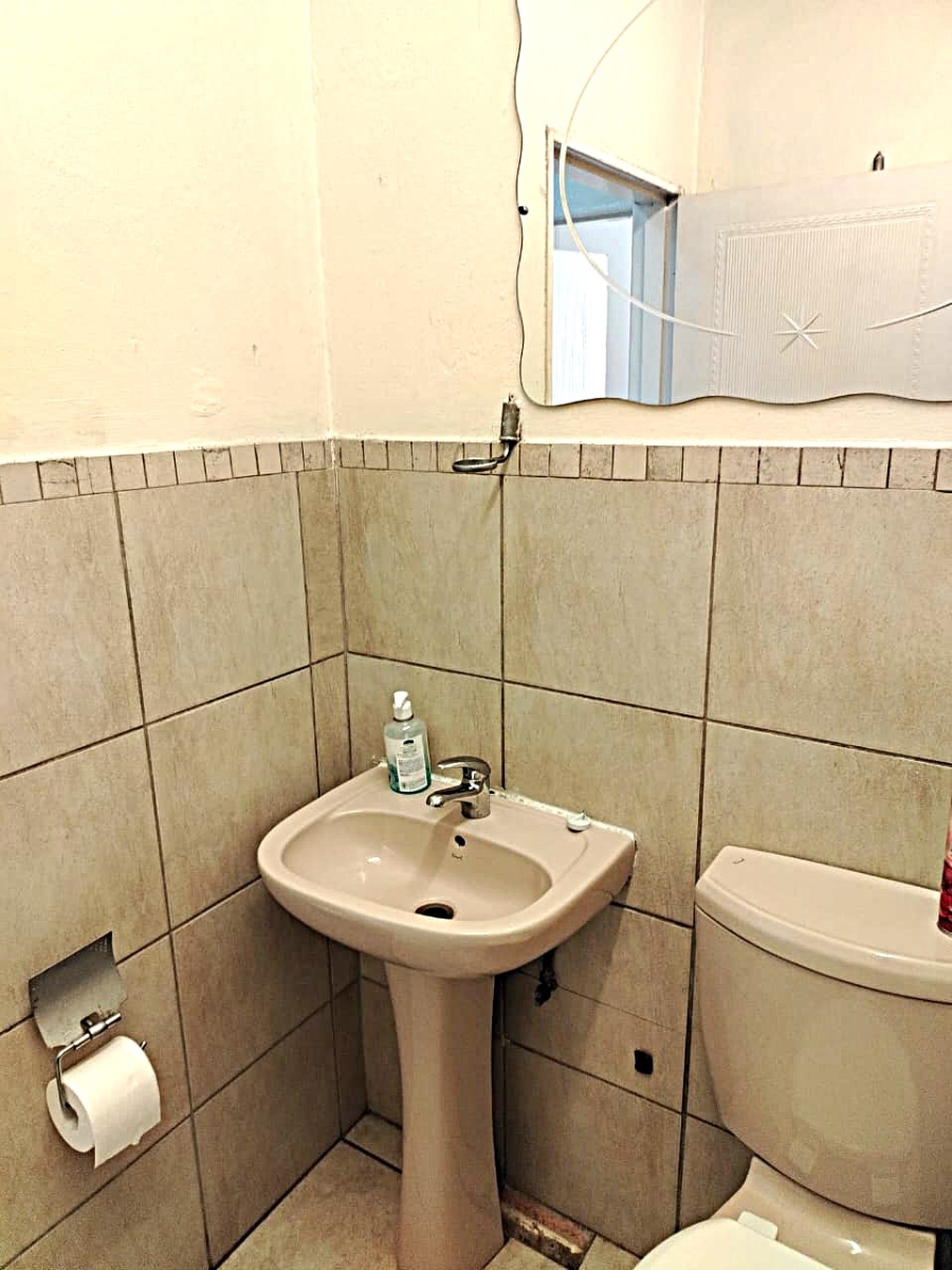 2 Bedroom Property for Sale in Florida Gauteng