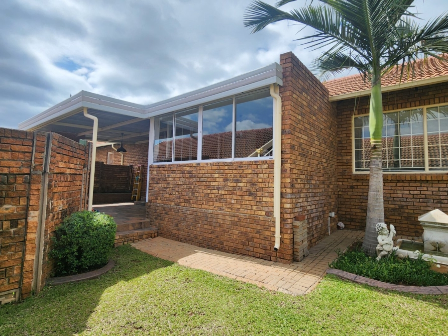 3 Bedroom Property for Sale in Florauna Gauteng
