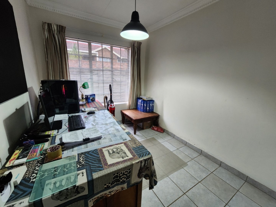 3 Bedroom Property for Sale in Florauna Gauteng