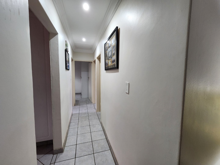 3 Bedroom Property for Sale in Florauna Gauteng