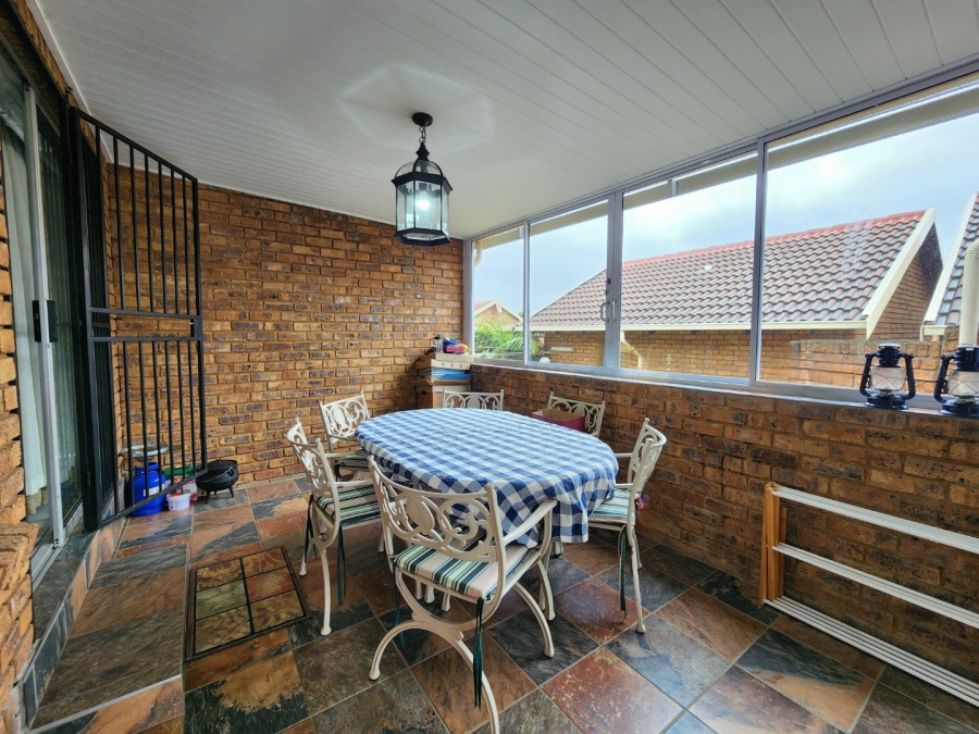 3 Bedroom Property for Sale in Florauna Gauteng