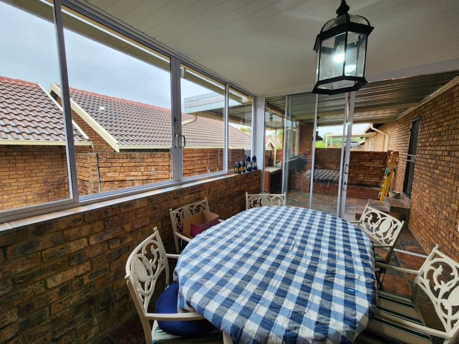 3 Bedroom Property for Sale in Florauna Gauteng