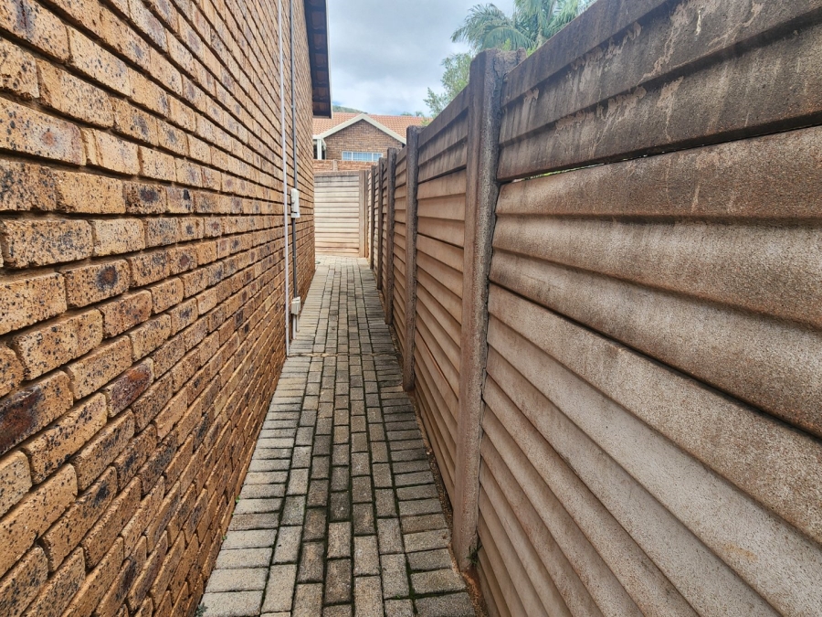 3 Bedroom Property for Sale in Florauna Gauteng