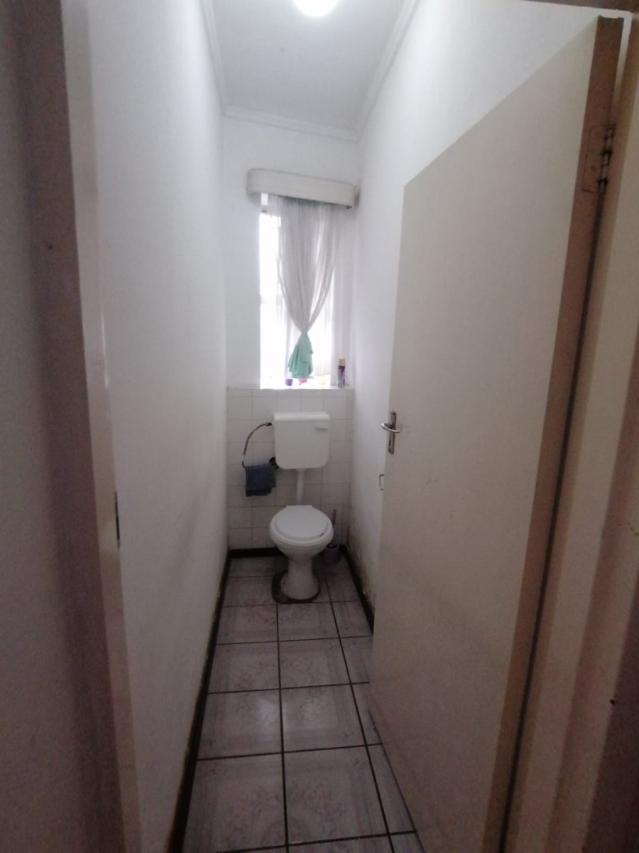 2 Bedroom Property for Sale in Muckleneuk Gauteng