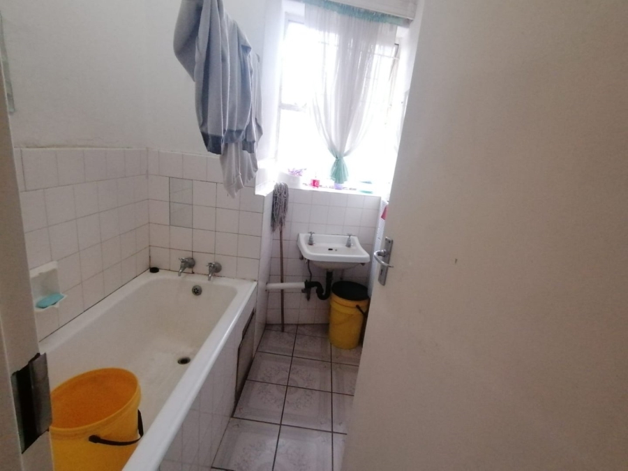 2 Bedroom Property for Sale in Muckleneuk Gauteng