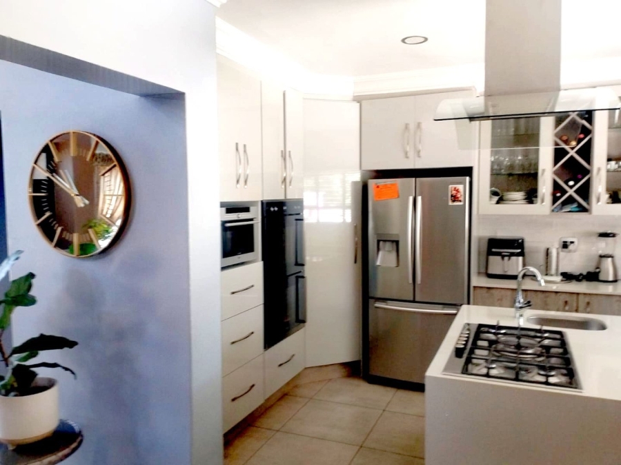 4 Bedroom Property for Sale in Risiville Gauteng