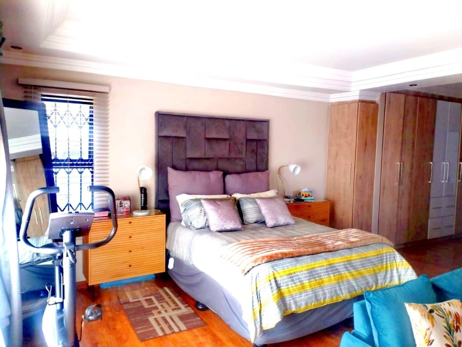 4 Bedroom Property for Sale in Risiville Gauteng