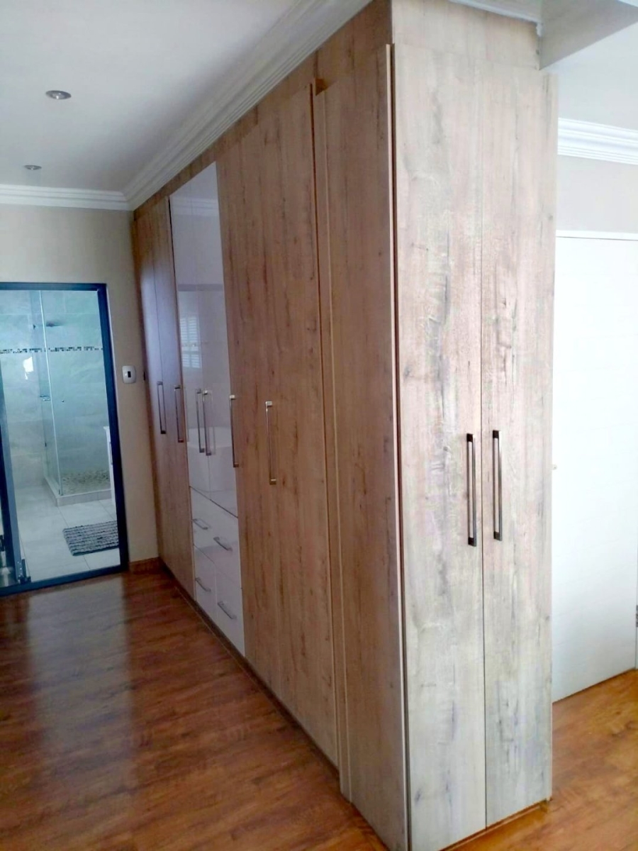 4 Bedroom Property for Sale in Risiville Gauteng