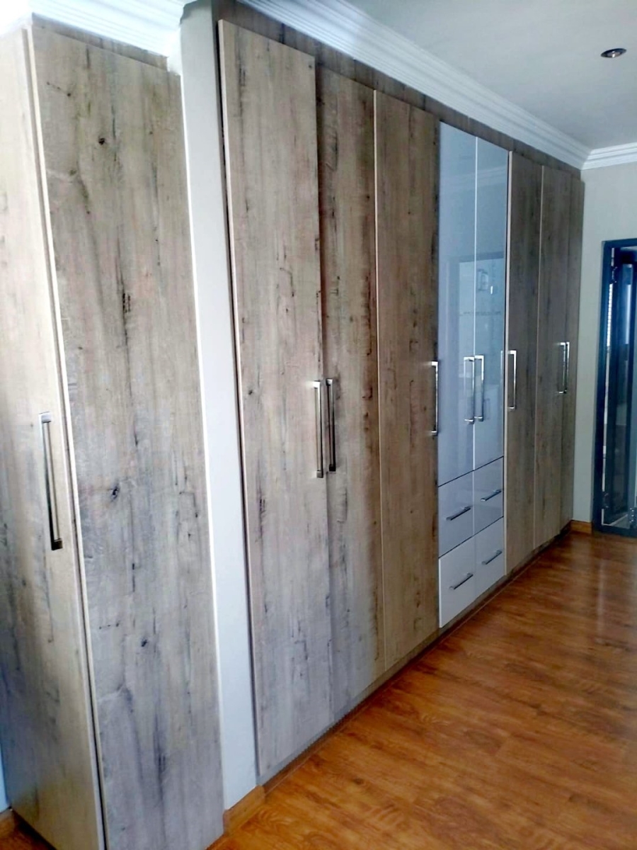 4 Bedroom Property for Sale in Risiville Gauteng