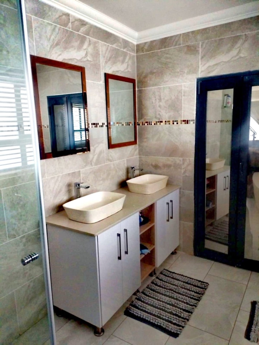 4 Bedroom Property for Sale in Risiville Gauteng