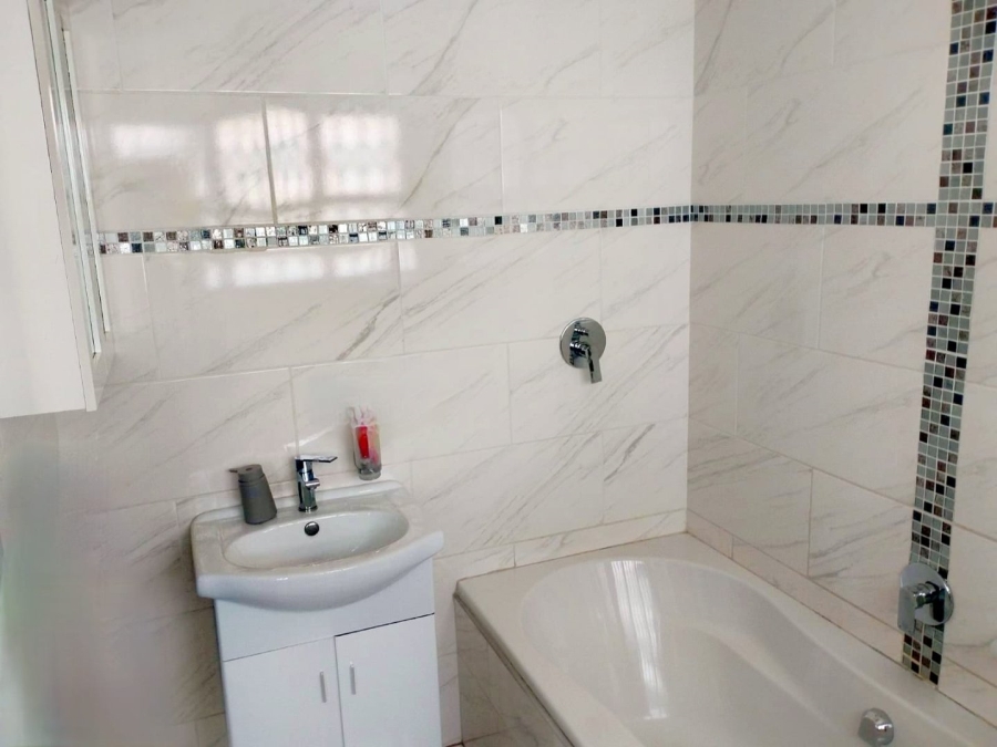 4 Bedroom Property for Sale in Risiville Gauteng