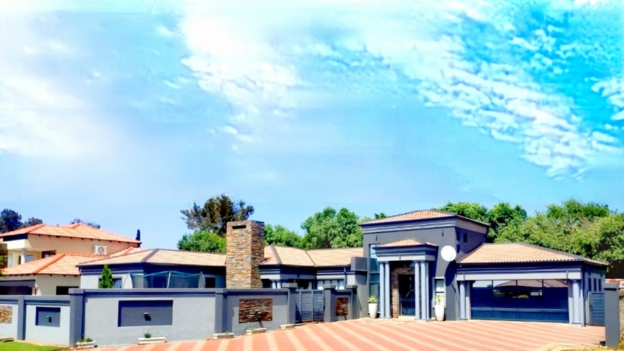 4 Bedroom Property for Sale in Risiville Gauteng