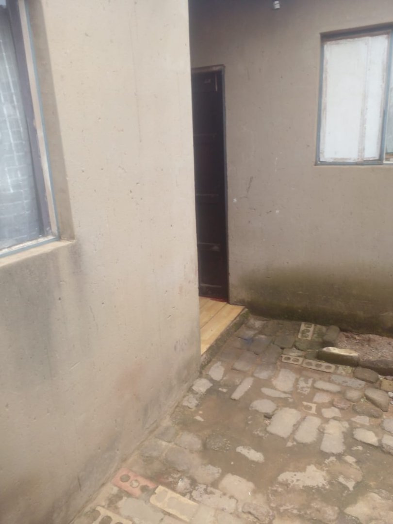 7 Bedroom Property for Sale in Ivory Park Gauteng