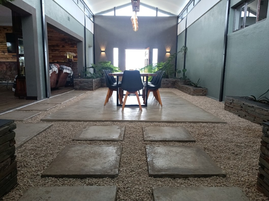 Commercial Property for Sale in Oog Van Boekenhoutskloof Alias Tweefonte Gauteng