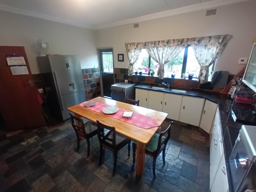 Commercial Property for Sale in Oog Van Boekenhoutskloof Alias Tweefonte Gauteng