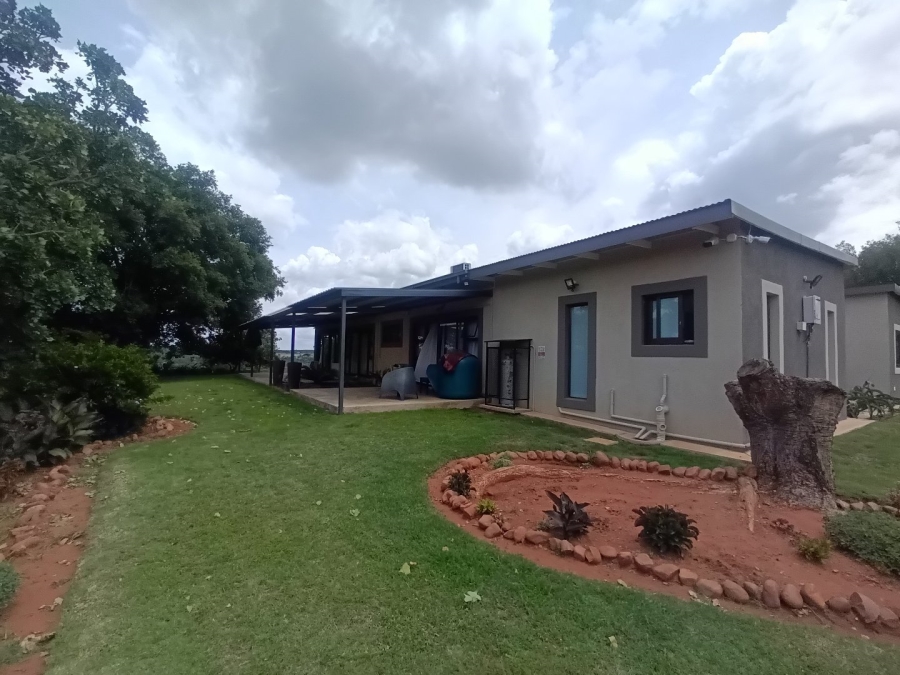 Commercial Property for Sale in Oog Van Boekenhoutskloof Alias Tweefonte Gauteng