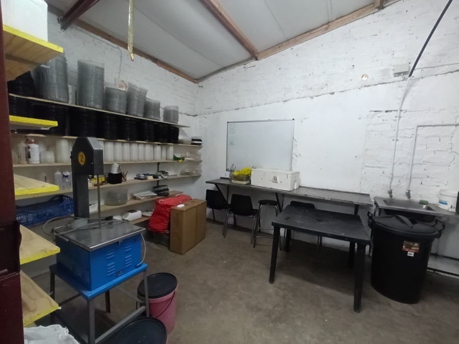 Commercial Property for Sale in Oog Van Boekenhoutskloof Alias Tweefonte Gauteng