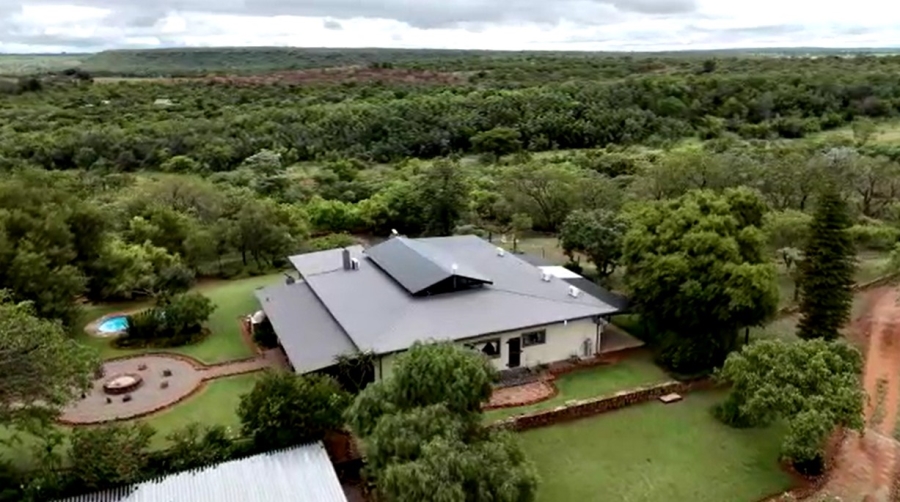 Commercial Property for Sale in Oog Van Boekenhoutskloof Alias Tweefonte Gauteng