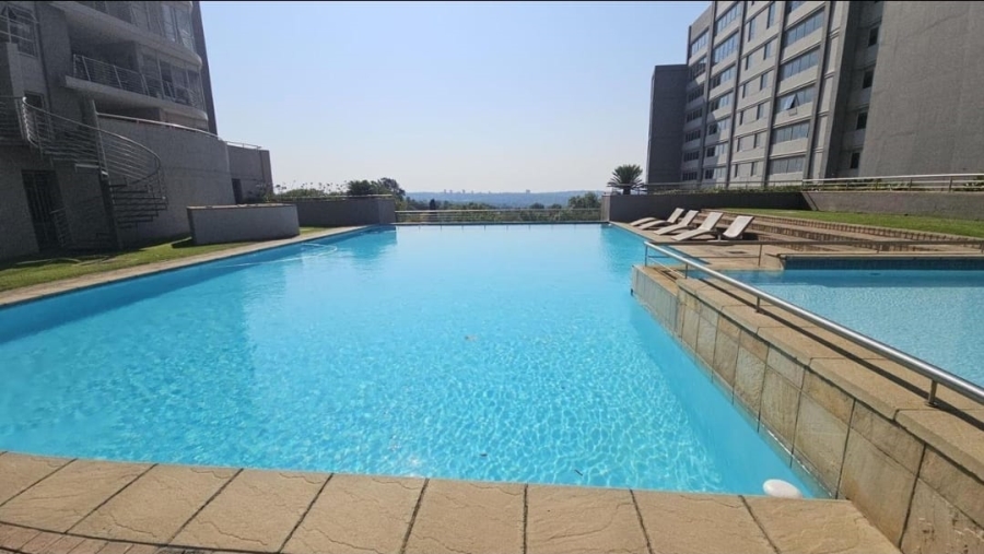 To Let 1 Bedroom Property for Rent in Sandhurst Gauteng