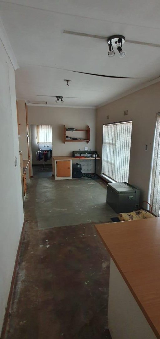 To Let 4 Bedroom Property for Rent in Libradene Gauteng