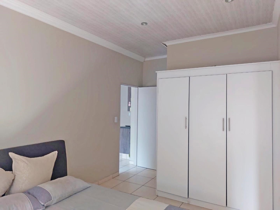 3 Bedroom Property for Sale in Cloverdene Gauteng