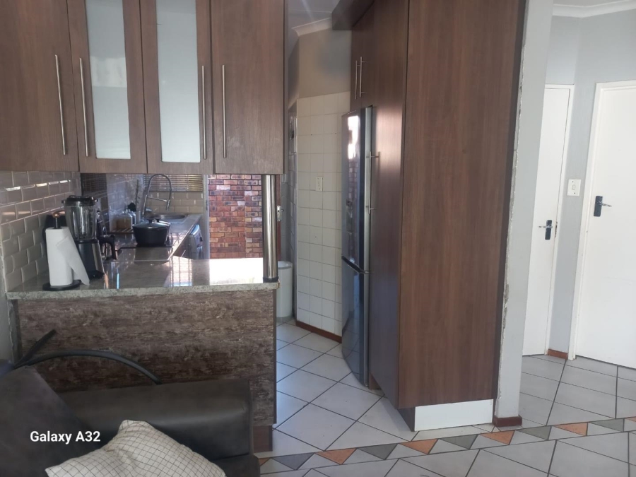 2 Bedroom Property for Sale in Terenure Gauteng