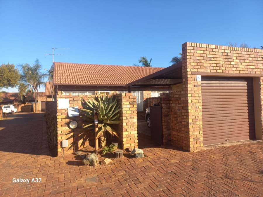 2 Bedroom Property for Sale in Terenure Gauteng