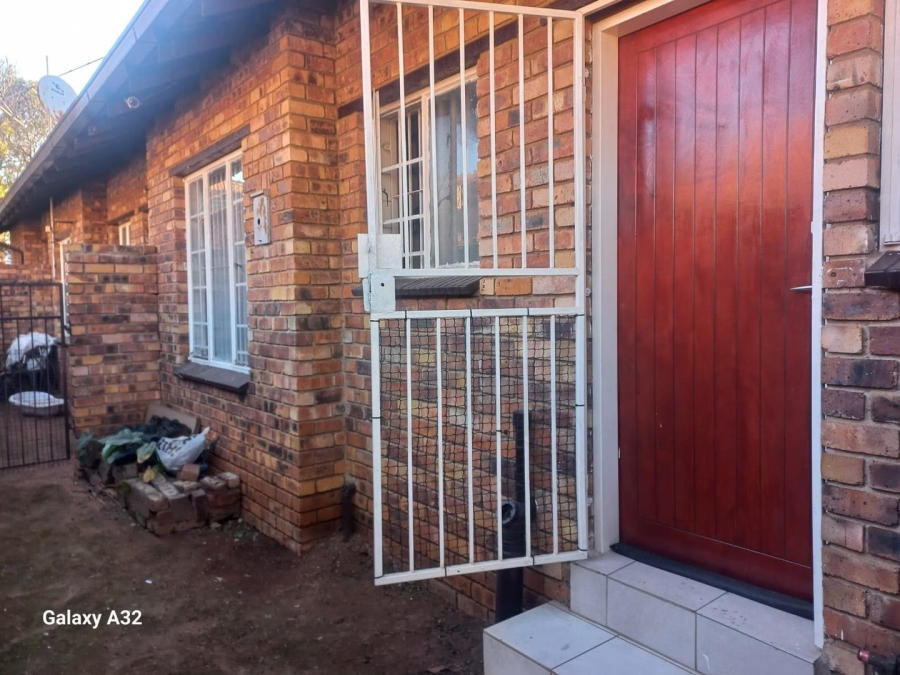 2 Bedroom Property for Sale in Terenure Gauteng