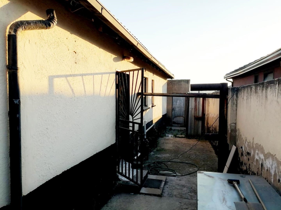 3 Bedroom Property for Sale in Birch Acres Gauteng