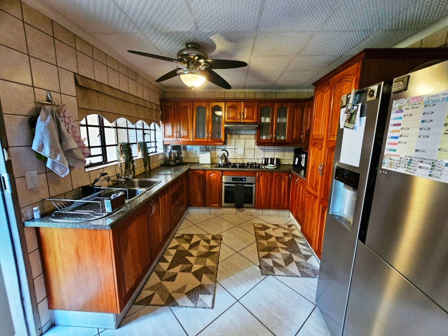 4 Bedroom Property for Sale in Montana Gauteng