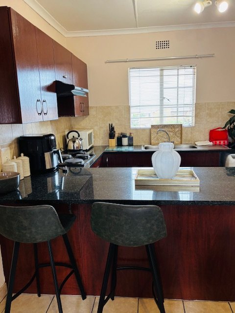 To Let 2 Bedroom Property for Rent in Strubensvallei Gauteng